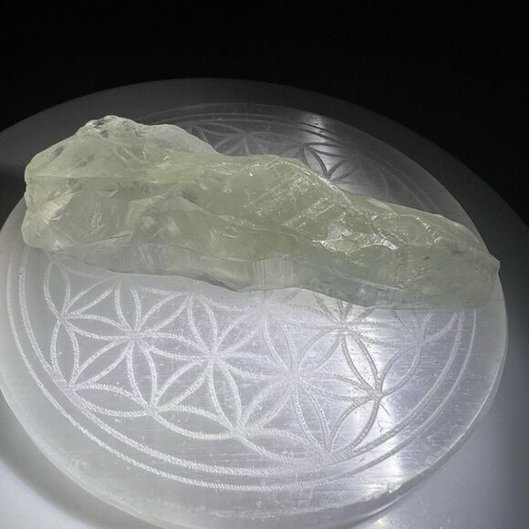 Prasiolite Quartz Raw Crystal Free Form (#1) - Picture 3 of 10